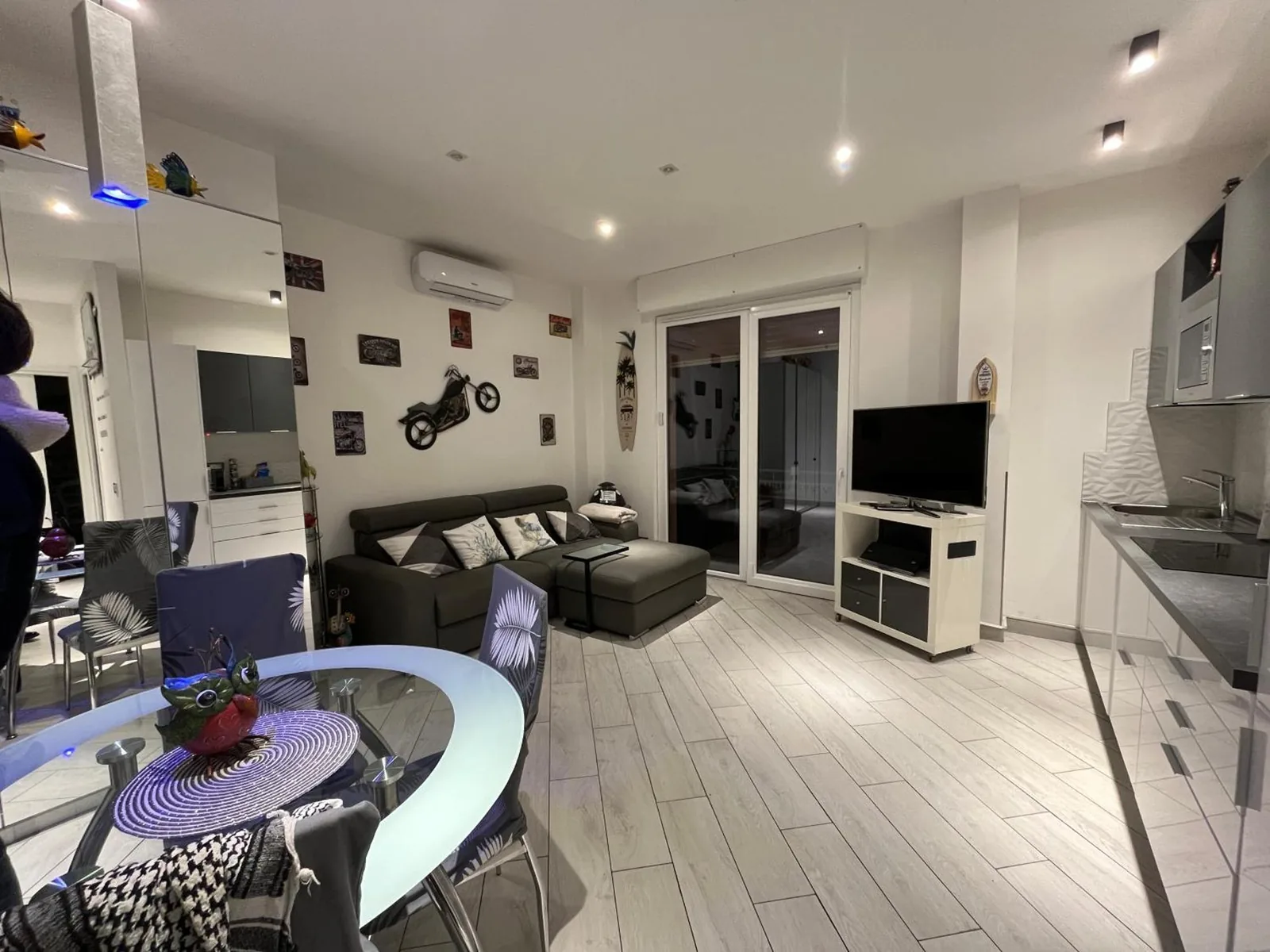 Casa di Amos — 4