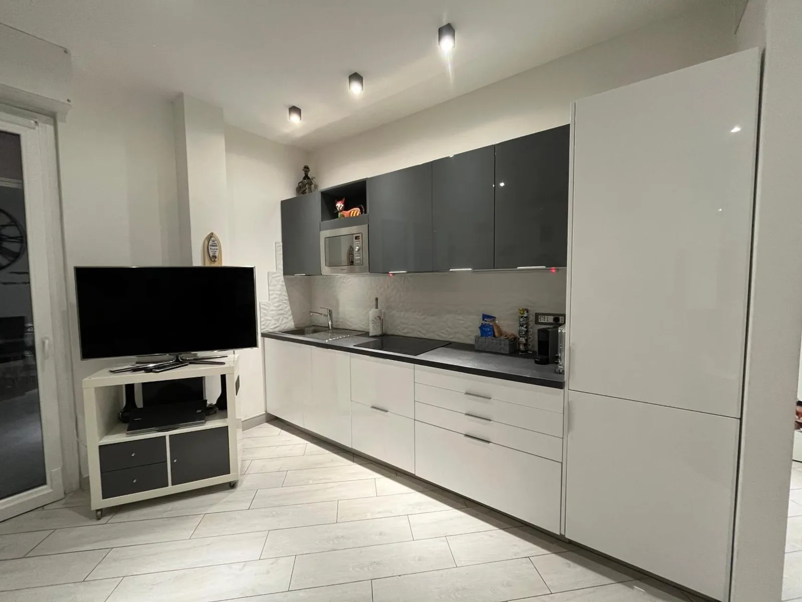 Casa di Amos — 14