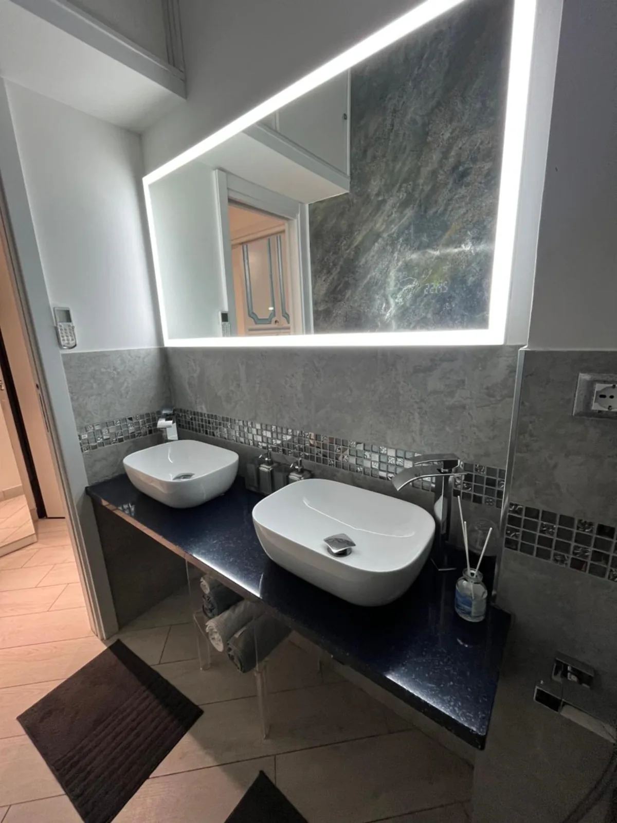 Casa di Amos — 20