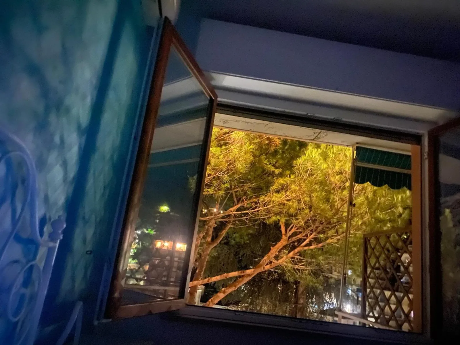 Casa di Amos — 11